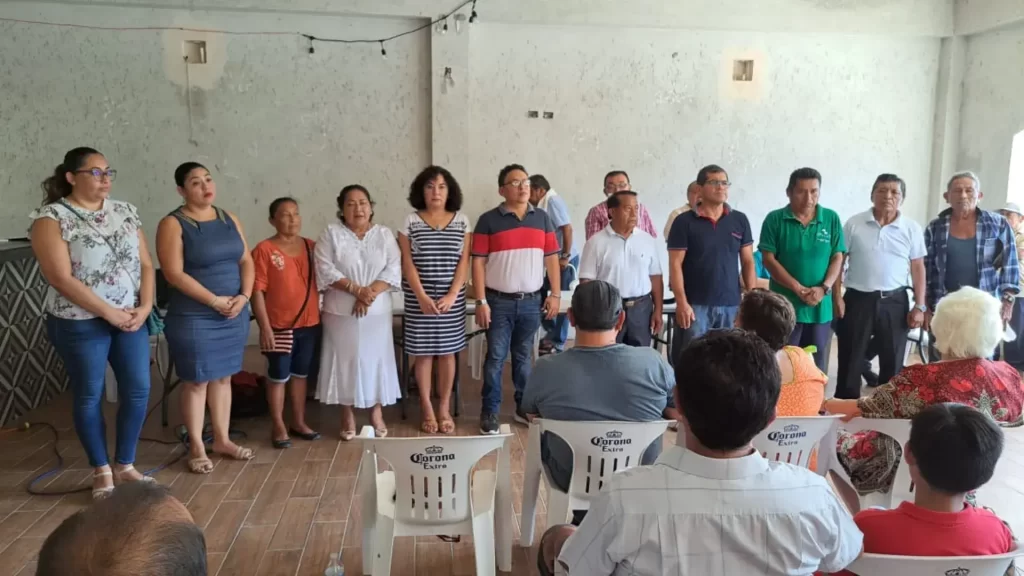 Elección de nueva dirigencia en el Ejido Aarón Merino Fernández La reunión convocó a todos los ejidatarios con derechos agrarios vigentes, provenientes de diversas zonas de la región, con el firme objetivo de participar en una elección trascendental