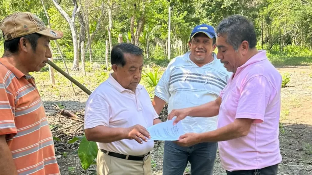 2610202301 Logra el Ejido Aaron Merino importante acuerdo con constructora del Tren Maya