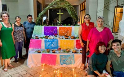 Listo el tradicional altar de Día de Muertos del Ejido Aarón Merino Fernández