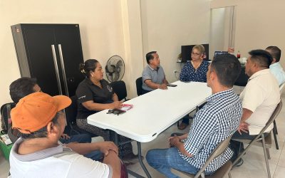 Productiva reunión del Ejido Aarón Merino con empresarios forestales